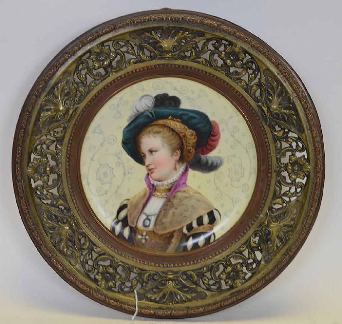 Porcelain portrait plate, finely painted in elaborate (1 of 7)