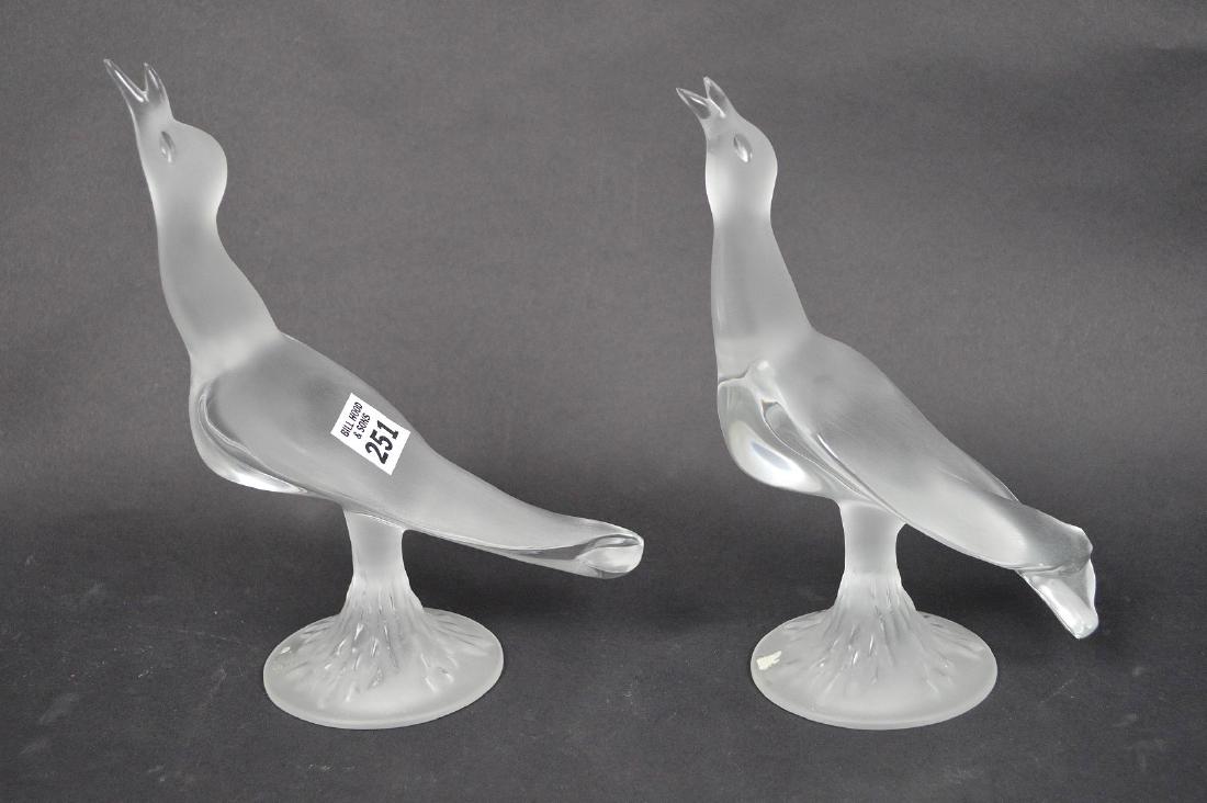 Pair Lalique frosted birds, signed R. Lalique France, 9 (1 of 11)