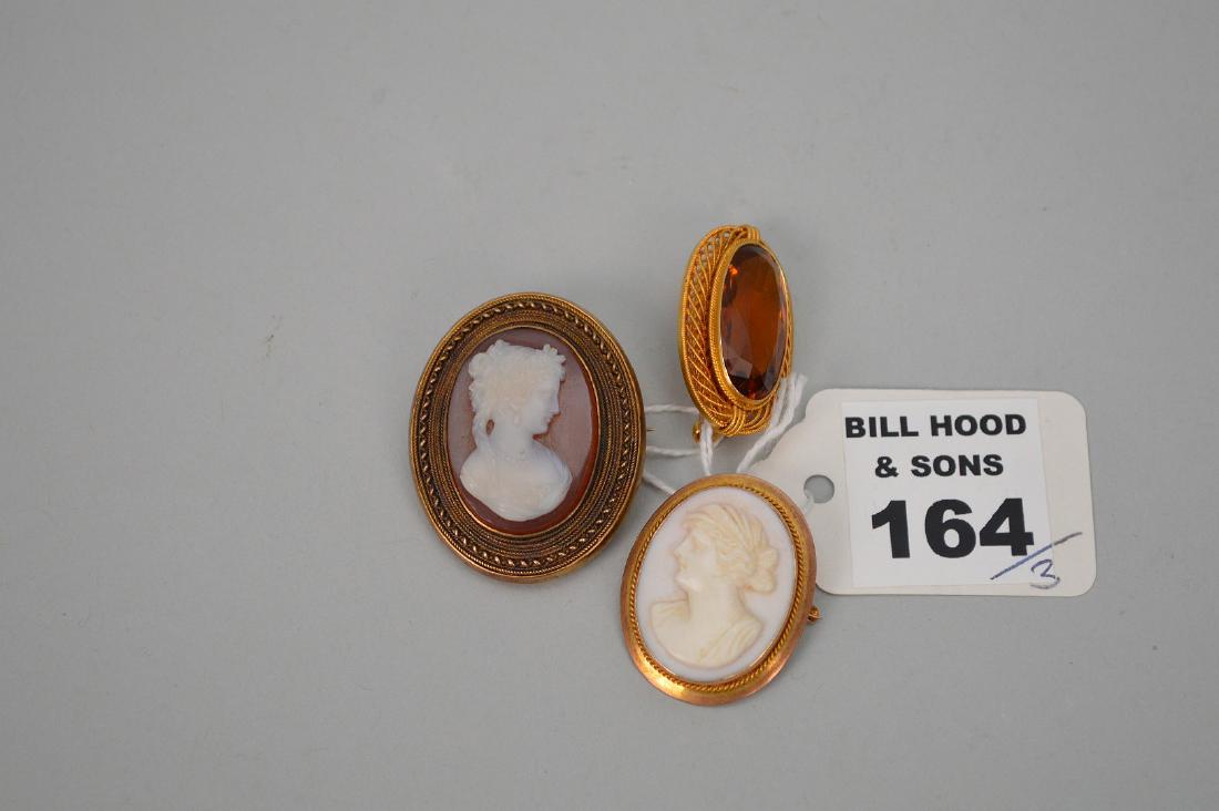 (3) 10 & 14k gold Cameo Brooch & Semi Precious Stone.: (3) 10 & 14k gold Cameo Brooch & Semi Precious Stone. Weight 22.1 grams size 1.25-1.5" Condition good normal wear This item is available for in house shipping contact Maria 561-351-2013 or email gidge