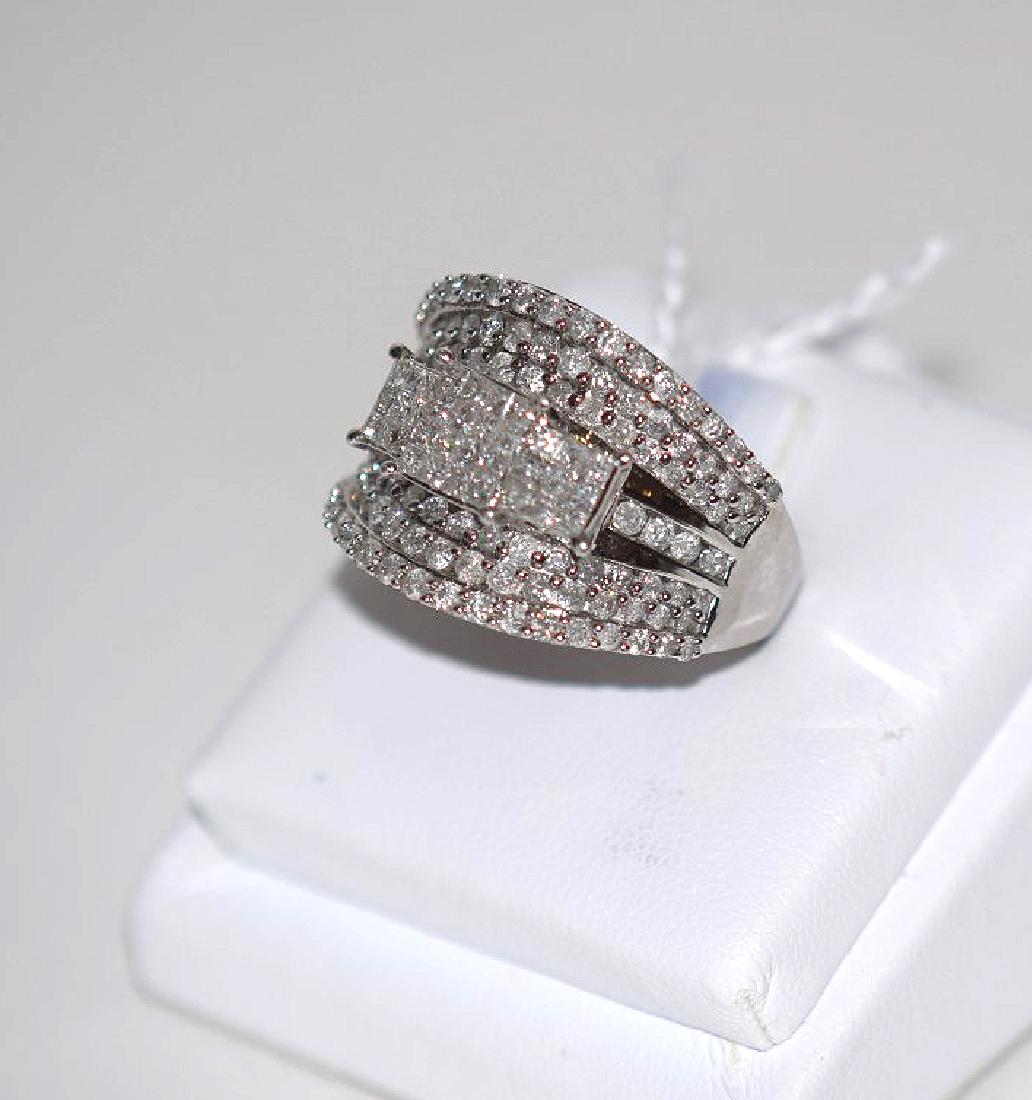 14k White Gold Diamond Cluster Ring, 5.6 Dwts, Diamonds: 14k White Gold Diamond Cluster Ring, 5.6 Dwts, Diamonds are SI 3, ring size 8 This item is available for in house shipping contact Maria 561-351-2013 or email gidgett63@gmail.com