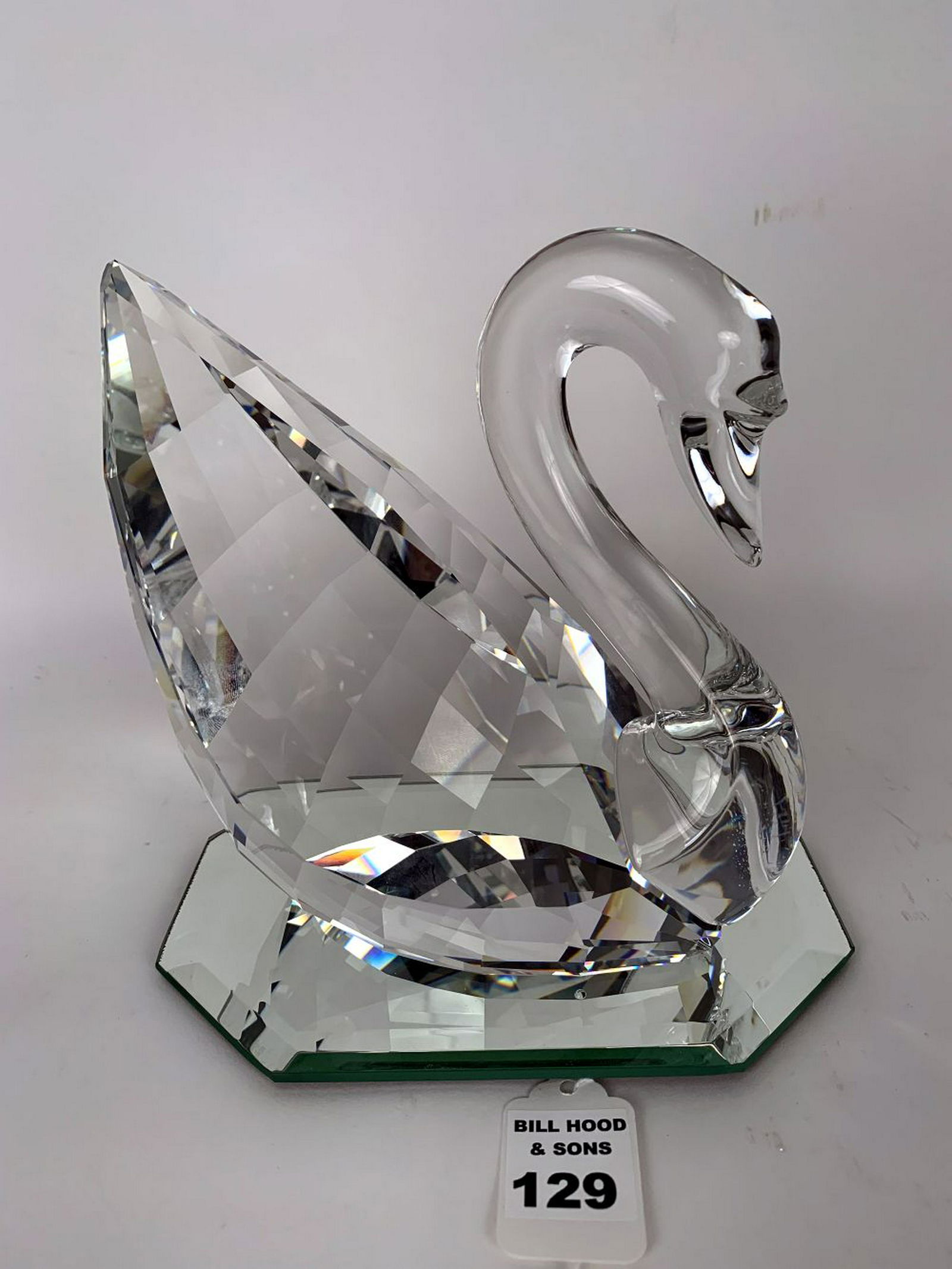 SWAROVSKI CRYSTAL SOULMATES - SWAN MAXI 189254 Size: 6 (1 of 7)