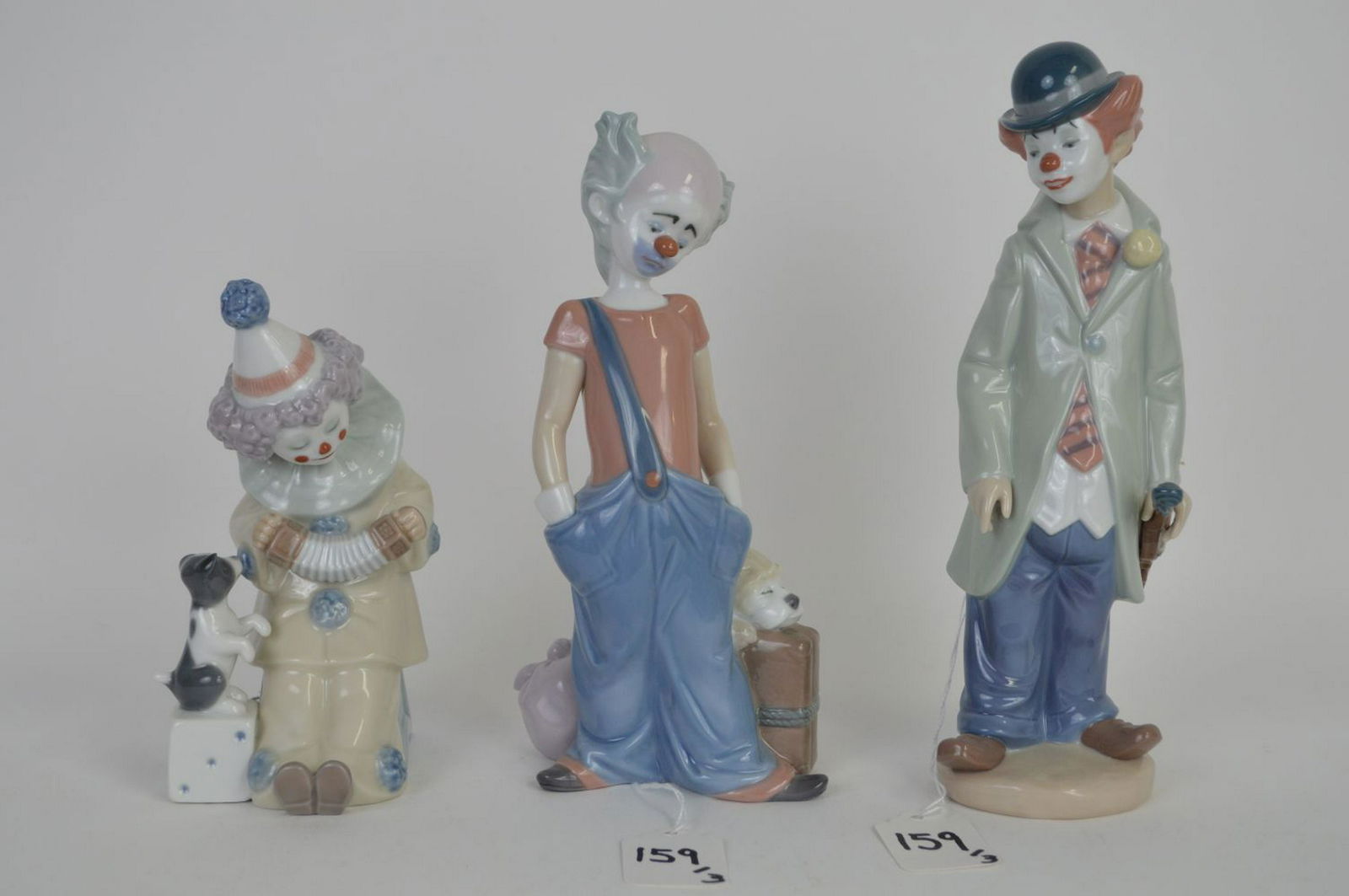 3 LLADRO PORCELAIN CLOWN FIGURES.  LLADRO PORCELAIN (1 of 8)