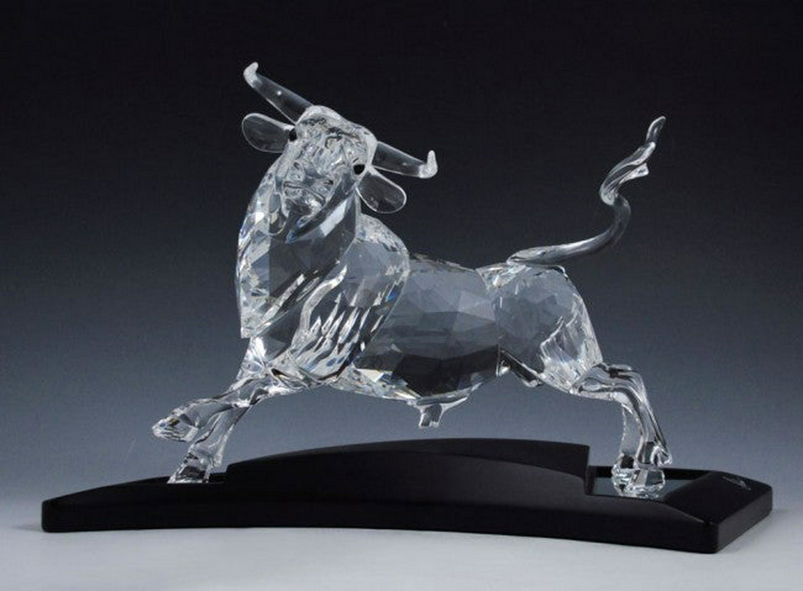 Swarovski Crystal Bull Figurine Limited Edition. By Adi (1 of 3)