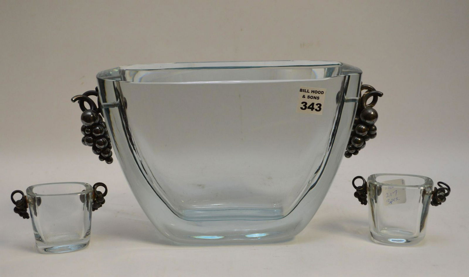 3pcs. Crystal with silver grape handle, ornaments on (1 of 6)