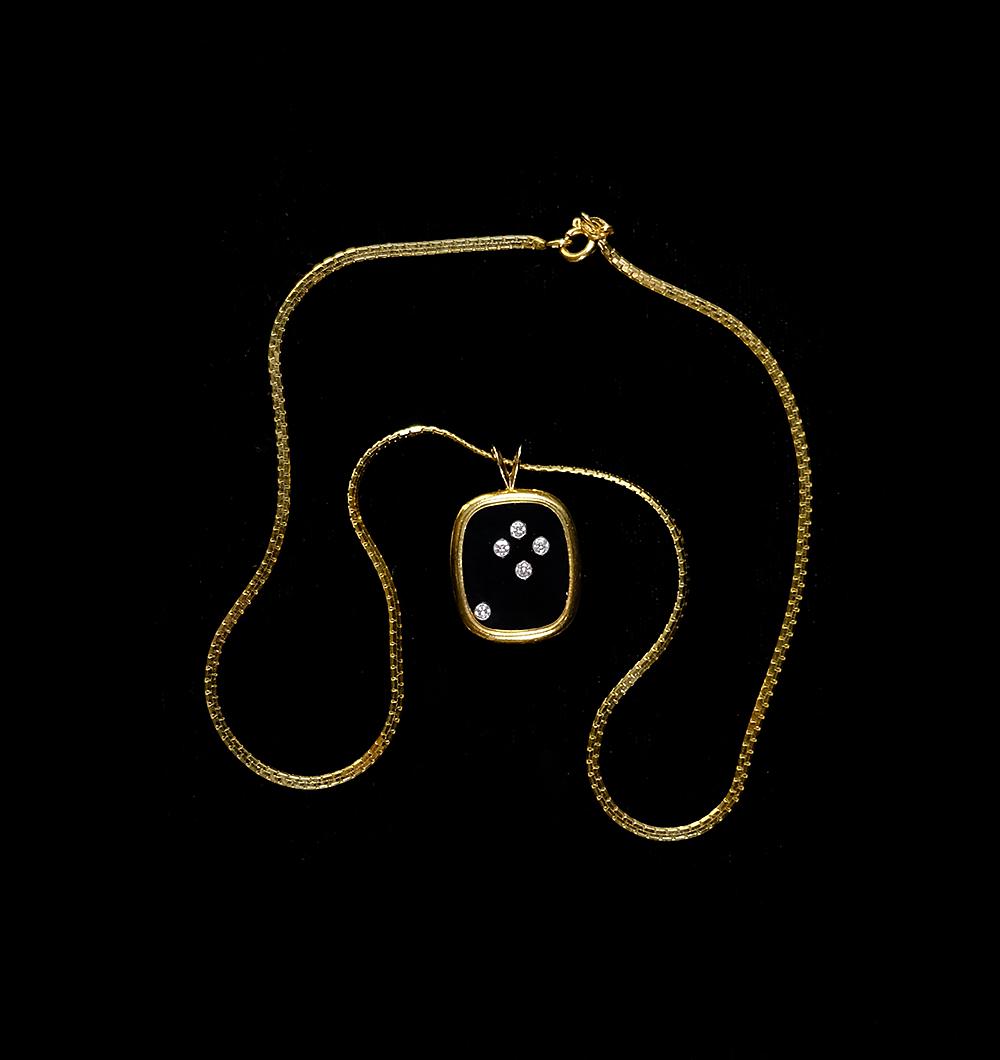 One 18kt yellow gold Chopard Happy Diamond pendant set (1 of 3)