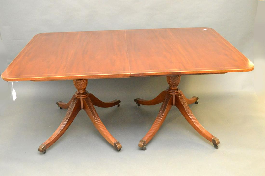 Baker mahogany dining table, double pedestal (1 of 11)