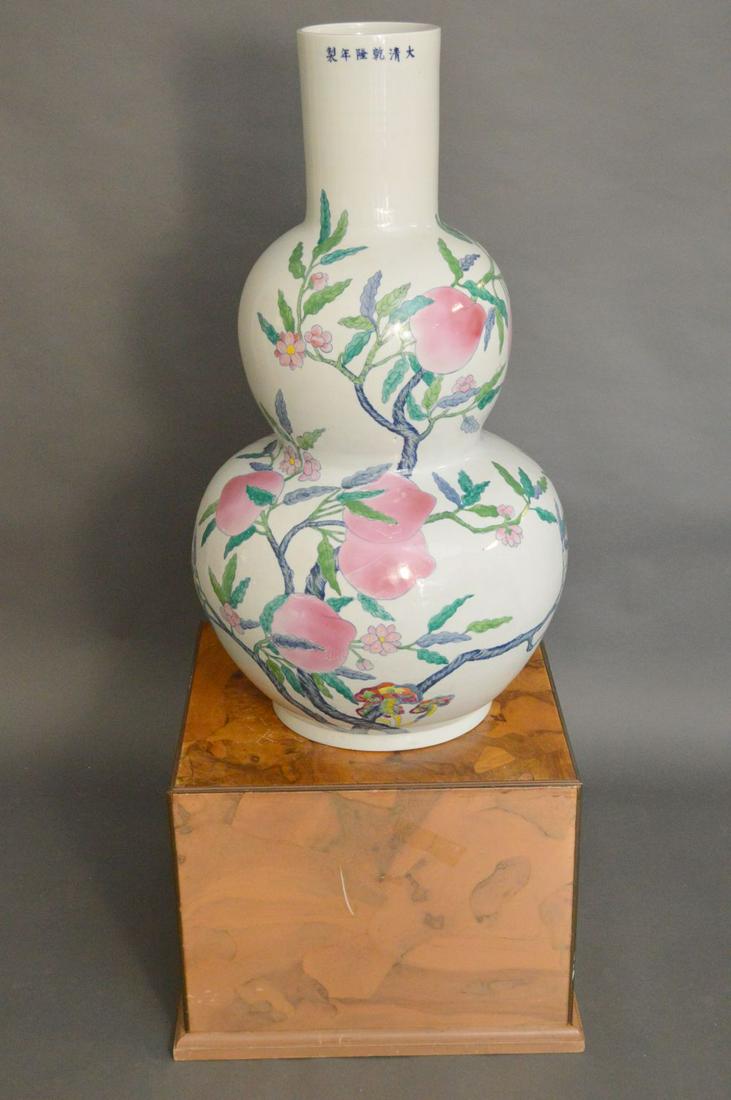 MONUMENTAL CHINESE GOUARD FORM PORCELAIN VASE on a (1 of 10)