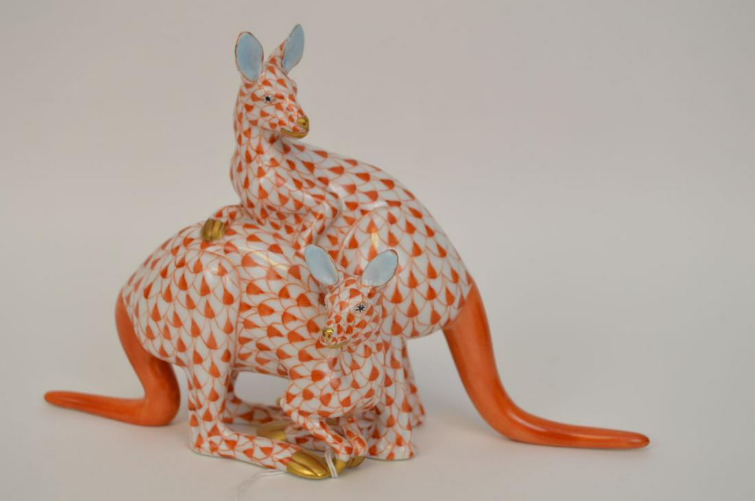 Herend Porcelain Kangaroo Figure. Condition: no issues (1 of 6)