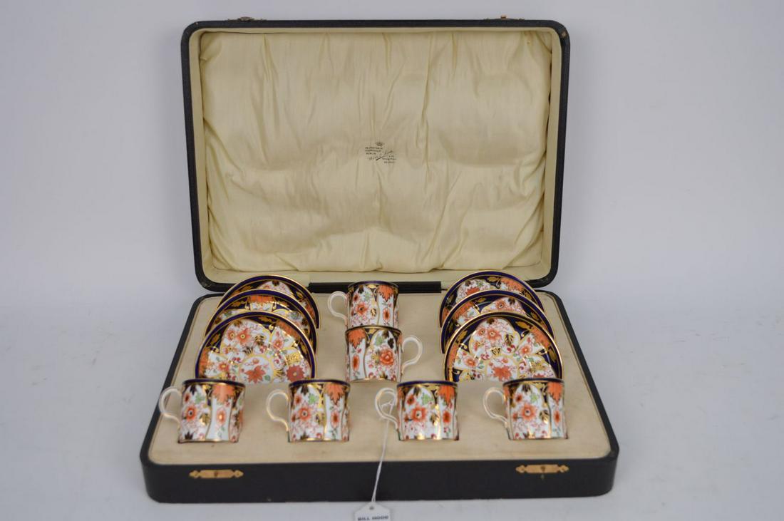 6 PC. ROYAL CROWN DERBY IMARI CUP & SAUCER SET IN: 6 PC. ROYAL CROWN DERBY IMARI CUP & SAUCER SET IN ORIGINAL FITTED BOX