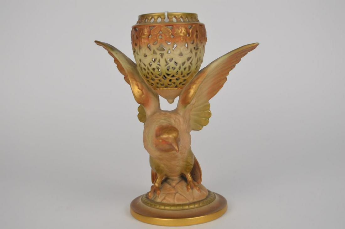 ROYAL WORCESTER PORCELAIN EAGLE WITH RETICULATED TOP, 7: ROYAL WORCESTER PORCELAIN EAGLE WITH RETICULATED TOP, 7 3/4"H