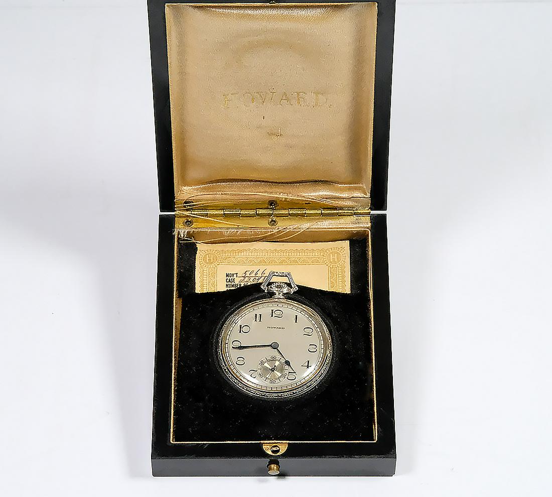 Antique 14k White Gold Howard Pocket Watch with Box.: Antique 14k White Gold Howard Pocket Watch with Box. #5066 Condition good normal wear, working but may need service Size 44 x 8 mm weight 51 grams