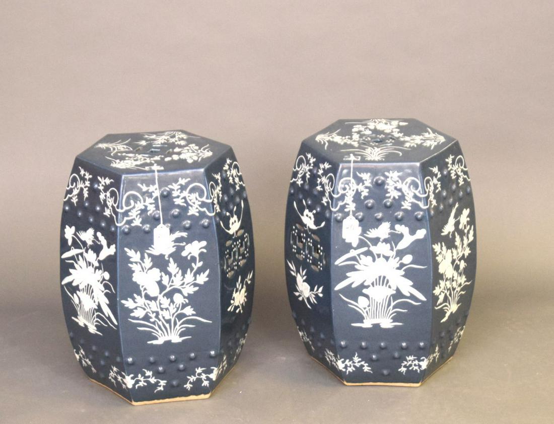 PAIR OF CHINESE EXPORT PORCELAIN BLUE AND WHITE (1 of 10)