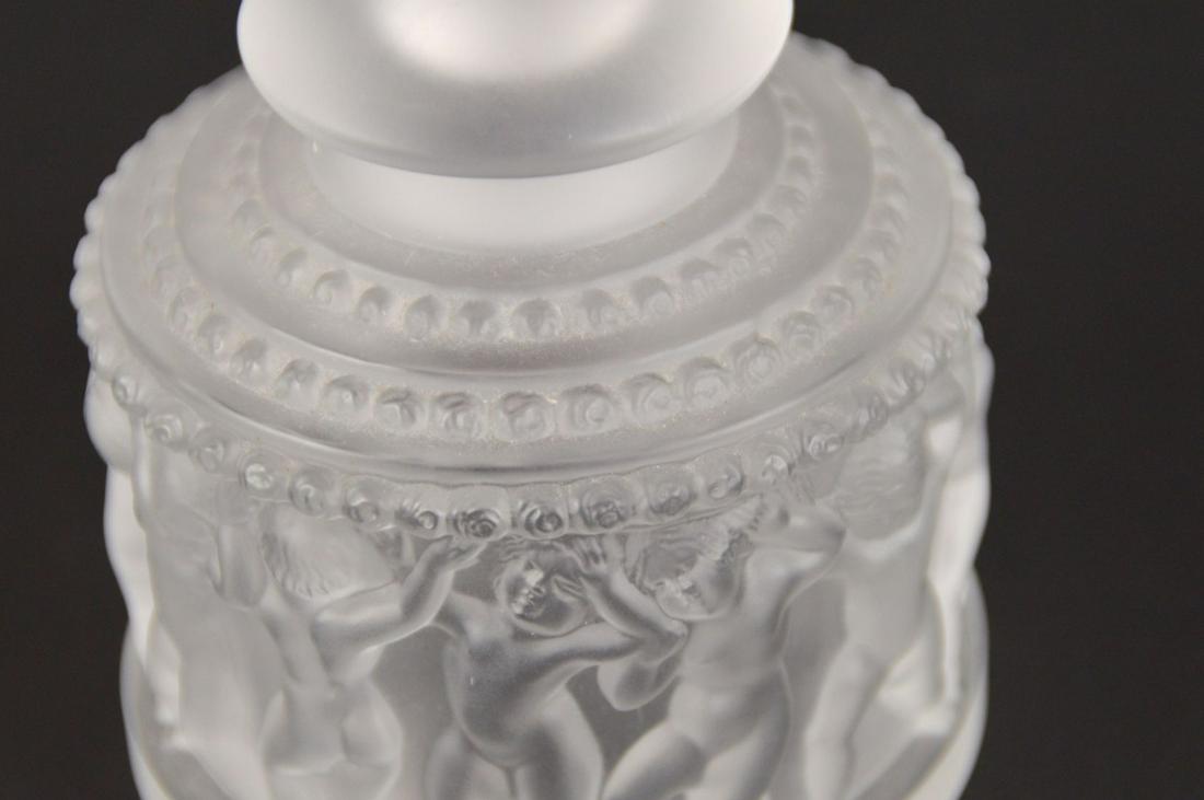 LALIQUE "LES ENFANTS" CHERUB VANITY JAR.  Condition: no (1 of 5)