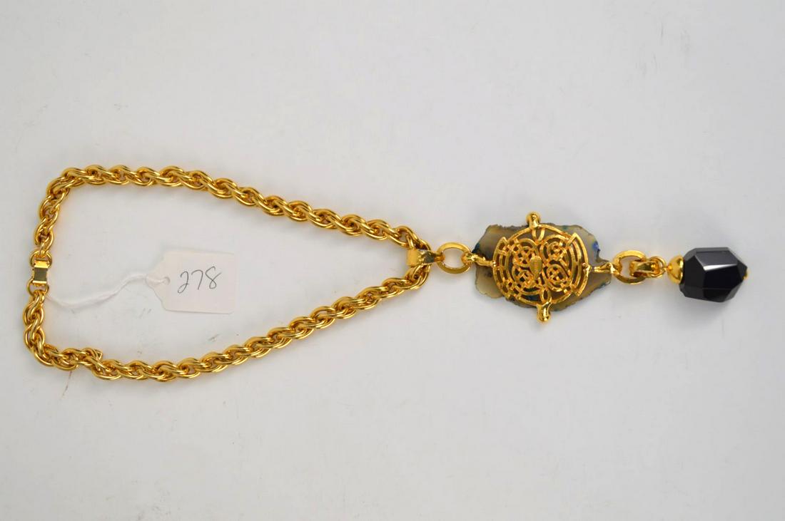 Barrera Signature Necklace Gold Tone & Quartz. Chain: Barrera Signature Necklace Gold Tone & Quartz. Chain 18", Pendant ' Condition good stunning Necklace