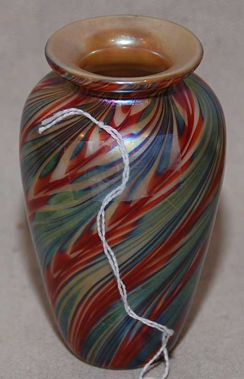 Exceptional swirl pattern art glass vase, red, bl