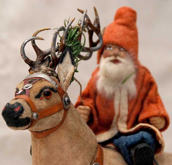 Langer reindeer candy container with Belsnickel r - 2