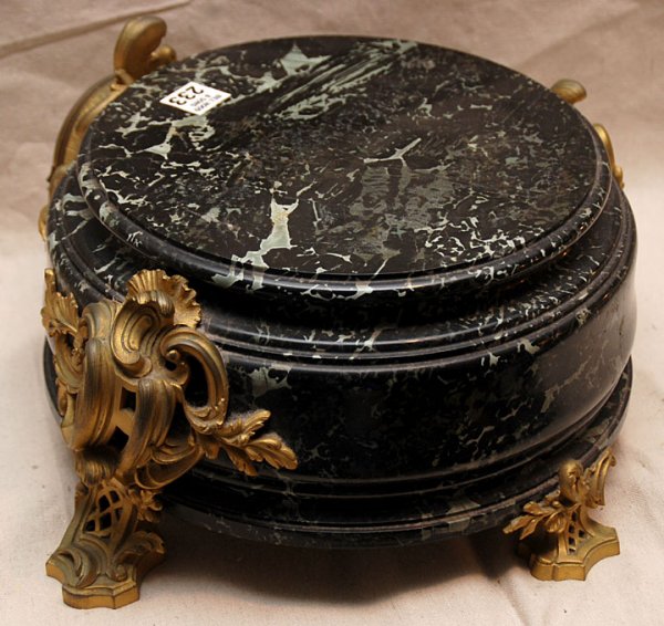 French Marble Ormalu Clock / Plateau, Plateau is - 3