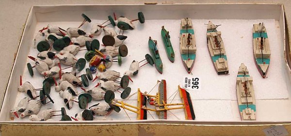 Lot of miniature chalkware shore birds, and 9 bo