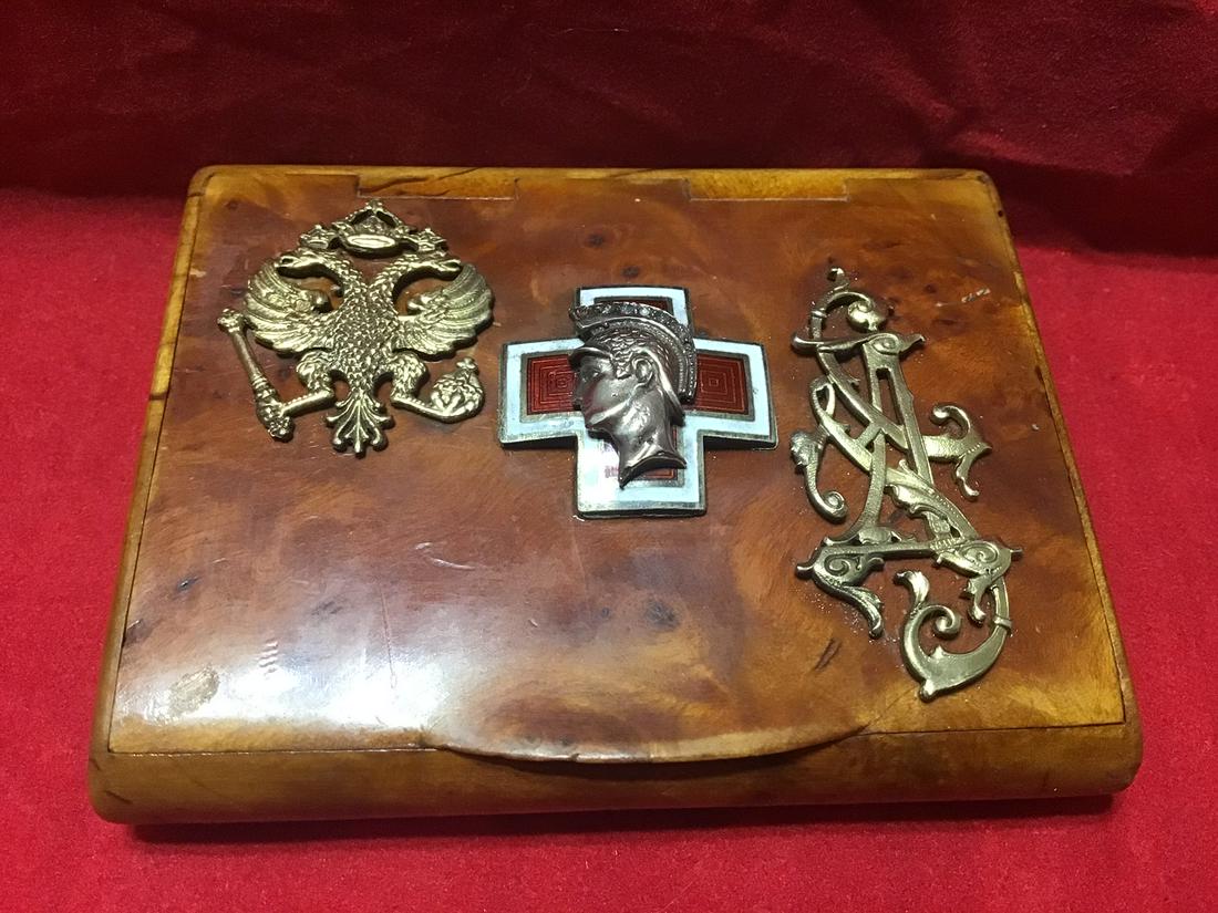 Antique Russian Karelian birch Silver Rose Cut Diamond: Antique Russian Karelian birch Silver Rose Cut Diamond Enamel Cigarette Case . Dimension: L 8 centimeter , W 6,5 cm . Stamped. 3 x 2.5 inches