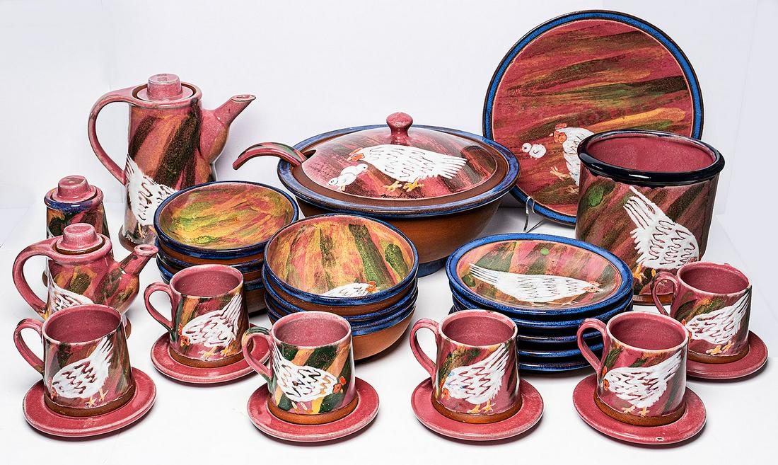30 PIECES MERCEDES MARIN COLUMBIAN HANDPAINTED POTTERY (1 of 8)