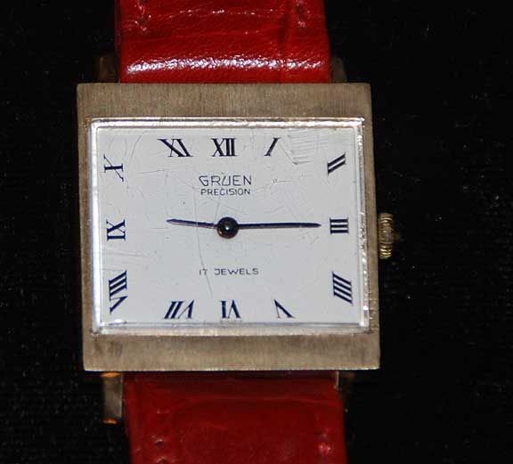 14kt Gruen 17 jewels "Precision" square watch: 14kt Gruen 17 jewels "Precision" square watch