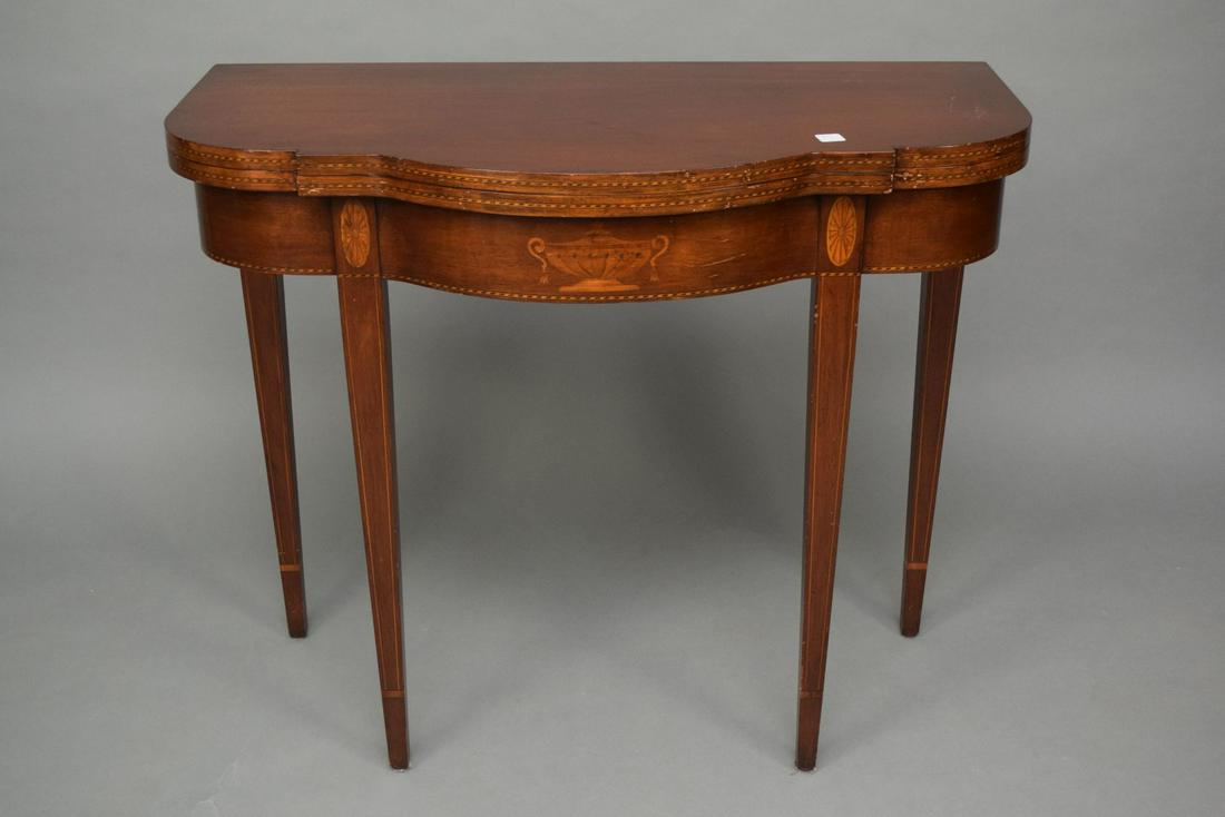 MAHOGANY GAMES TABLE WITH SWING LEG, 31"h x 34 1/2"w: MAHOGANY GAMES TABLE WITH SWING LEG, 31"h x 34 1/2"w