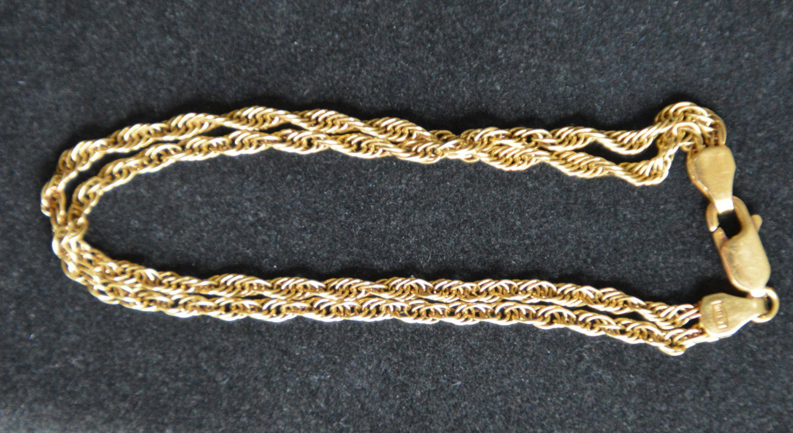 18kt Yellow Gold Double Rope Twist Bracelet with: 18kt Yellow Gold Double Rope Twist Bracelet with Lobster Clasp, Marked & Tested, 7"L, 6.4 grams