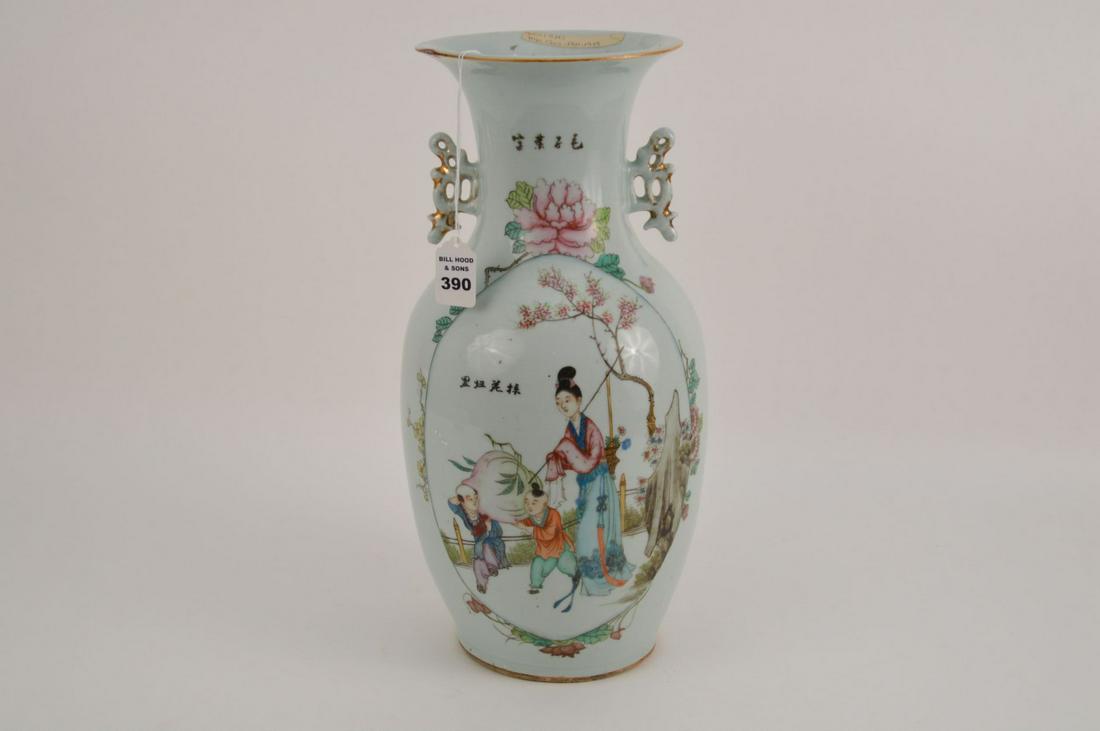 ANTIQUE CHINESE PORCELAIN VASE - Polychrome enamels on (1 of 10)