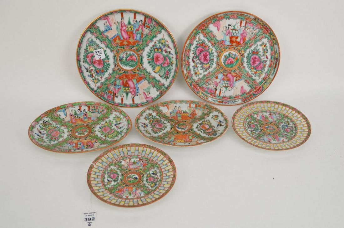 SIX ASSORTED CHINESE FAMILLE ROSE MEDALLION PLATES - (1 of 7)