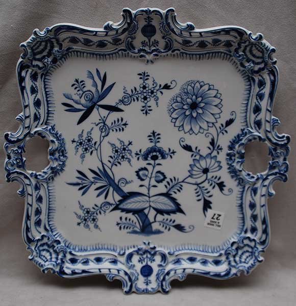 Meissen square platter with reticulated handle, Blu: Meissen square platter with reticulated handle, Blue Onion, 15" x 15"