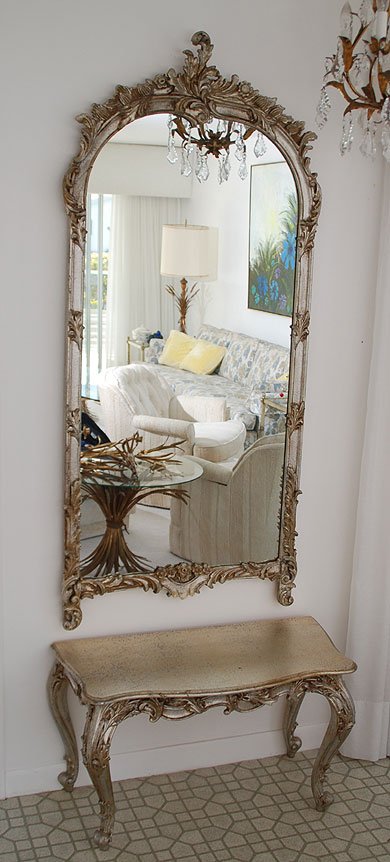 Made in Italy, Silvered Roccoco style carved wood : Made in Italy, Silvered Roccoco style carved wood mirror over foyer table