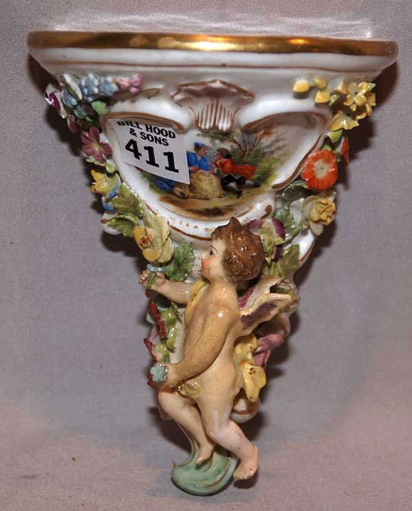 Dresden figural wall bracket, possibly Carl Thieme: Dresden figural wall bracket, possibly Carl Thieme, 6 1/2"h x 4 1/2"L