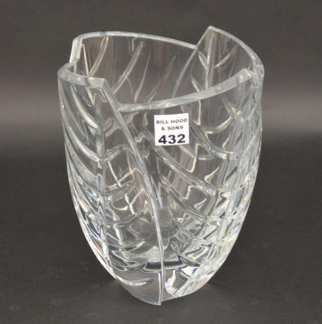 BACCARAT CRYSTAL VASE OF BANANA LEAVES - Baccarat (1 of 6)