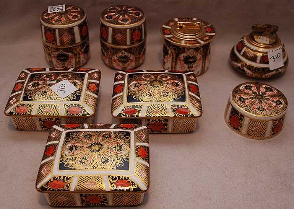 Royal Crown Derby "Old Imari" (4) lighters assorte