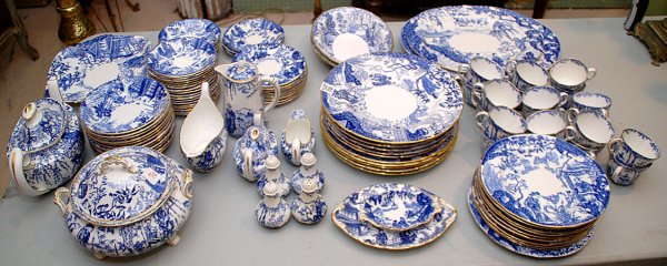 Approximately 108 pcs. Royal Crown Derby Mikado pat: Approximately 108 pcs. Royal Crown Derby Mikado pattern dinner service, incl; 10 dinner plates, 11 salad plates, 11 b & b plates, 12 sauce dishes, 25 teacups, 33 saucers, 2 pitchers (diff sizes) 2 rou