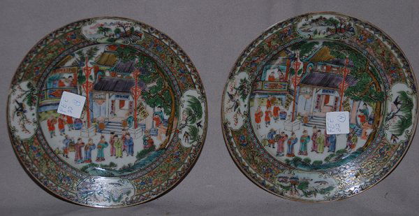 4 early Rose Famille plates (2) 5 1/2"d, (2) 8 3/4: 4 early Rose Famille plates (2) 5 1/2"d, (2) 8 3/4"d