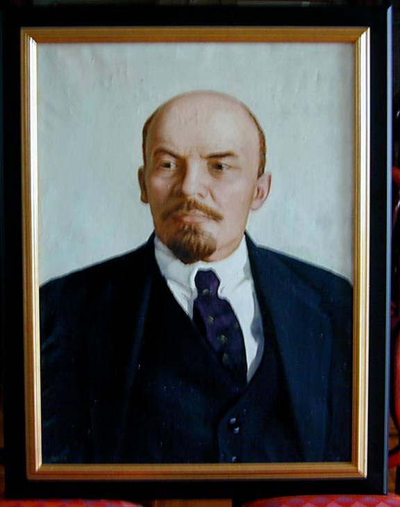 SIGNED OIL ON CANVAS PORTRAIT OF LENINIndistinctly: SIGNED OIL ON CANVAS PORTRAIT OF LENINIndistinctly signed in reverse oil on canvas portrait of former Soviet leader Lenin, 30.75" x 23.5".
