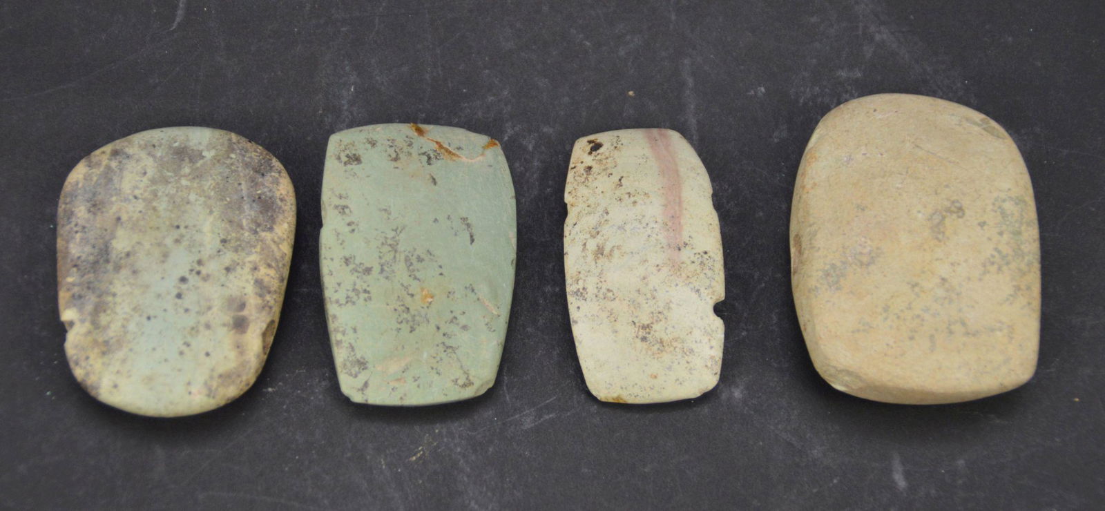 Four Pre-Columbian Tiza Stone Beads, Large Tiza Pendant (1 of 3)