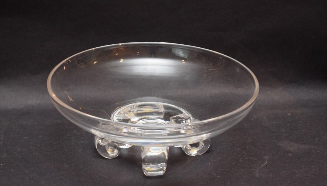 Steuben round clear crystal footed bowl, 7-3/4 inches (1 of 5)