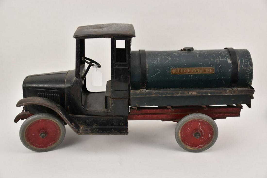 Buddy "L" Tank Line Pressed Steel Truck Toy - c. 1920s. (1 of 11)