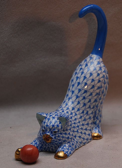 Porcelain Herend cat, 6" long: Porcelain Herend cat, 6" long