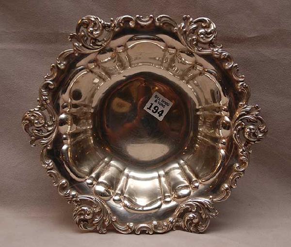 Sterling bowl with fancy rococo rim, 12oz, 10 1/2": Sterling bowl with fancy rococo rim, 12oz, 10 1/2"dia