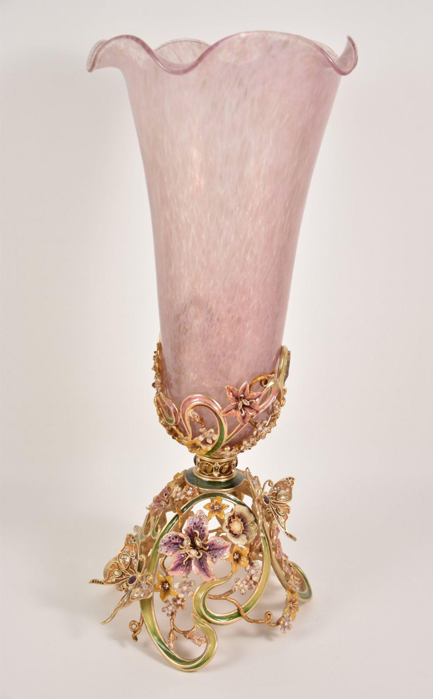 Jay Strongwater "Corrine" Floral & Scroll Vase - A (1 of 11)