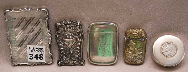 5 sterling (1 brass) card cases, pill box and matc: 5 sterling (1 brass) card cases, pill box and match safes