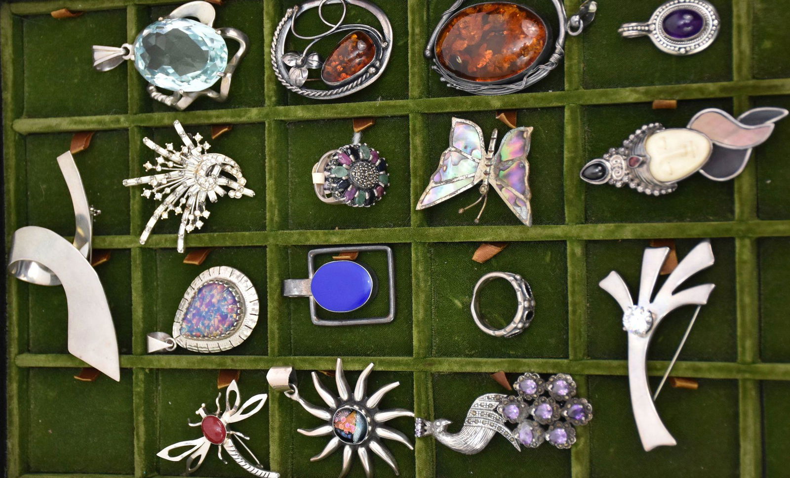 16 Assorted Sterling Pins/Pendants & 2 Rings, Amber, (1 of 5)