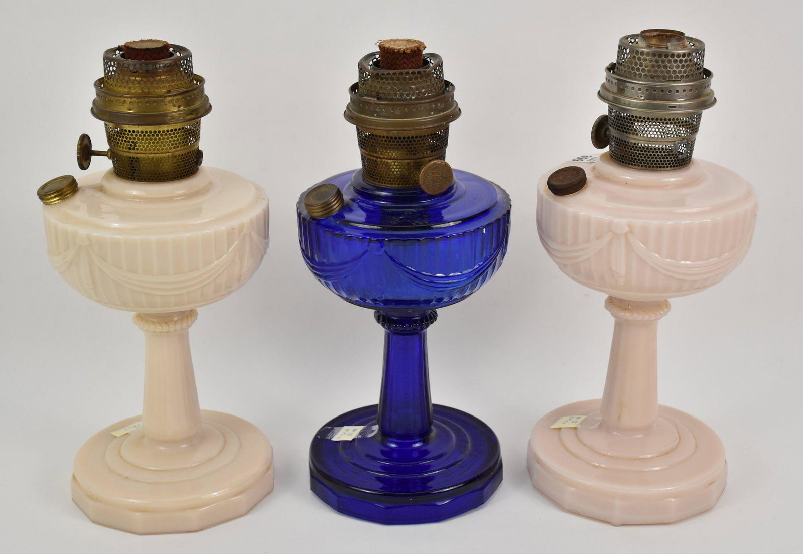 3 Vintage Aladdin Kerosene Lincoln Drape Lamps, 2 (1 of 5)