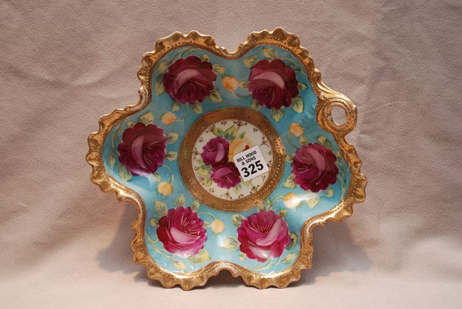 Nippon fluted bowl, red floral décor, 2 3/4"h x 9 : Nippon fluted bowl, red floral décor, 2 3/4"h x 9 1/2"w