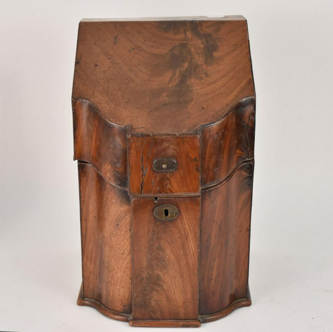 Antique American Mahogany Knife Box - Late 18th Century. Serpentine Form. Slant front hinged lid. (1 of 8)
