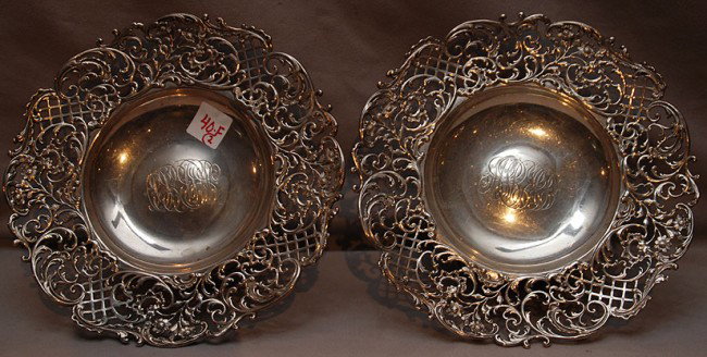 Pair of sterling compotes, Theodore Starr, 39oz: Pair of sterling compotes, Theodore Starr, 39oz