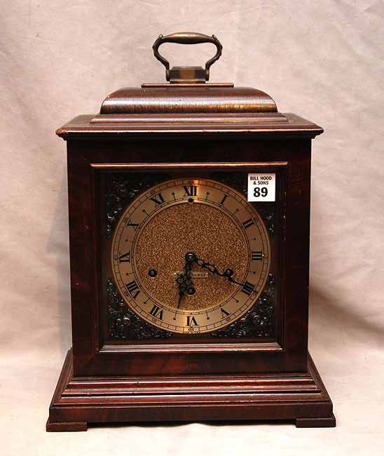 Seth Thomas shelf clock in mahogany case, 14"h x 10: Seth Thomas shelf clock in mahogany case, 14"h x 10 1/2"w x 7"d